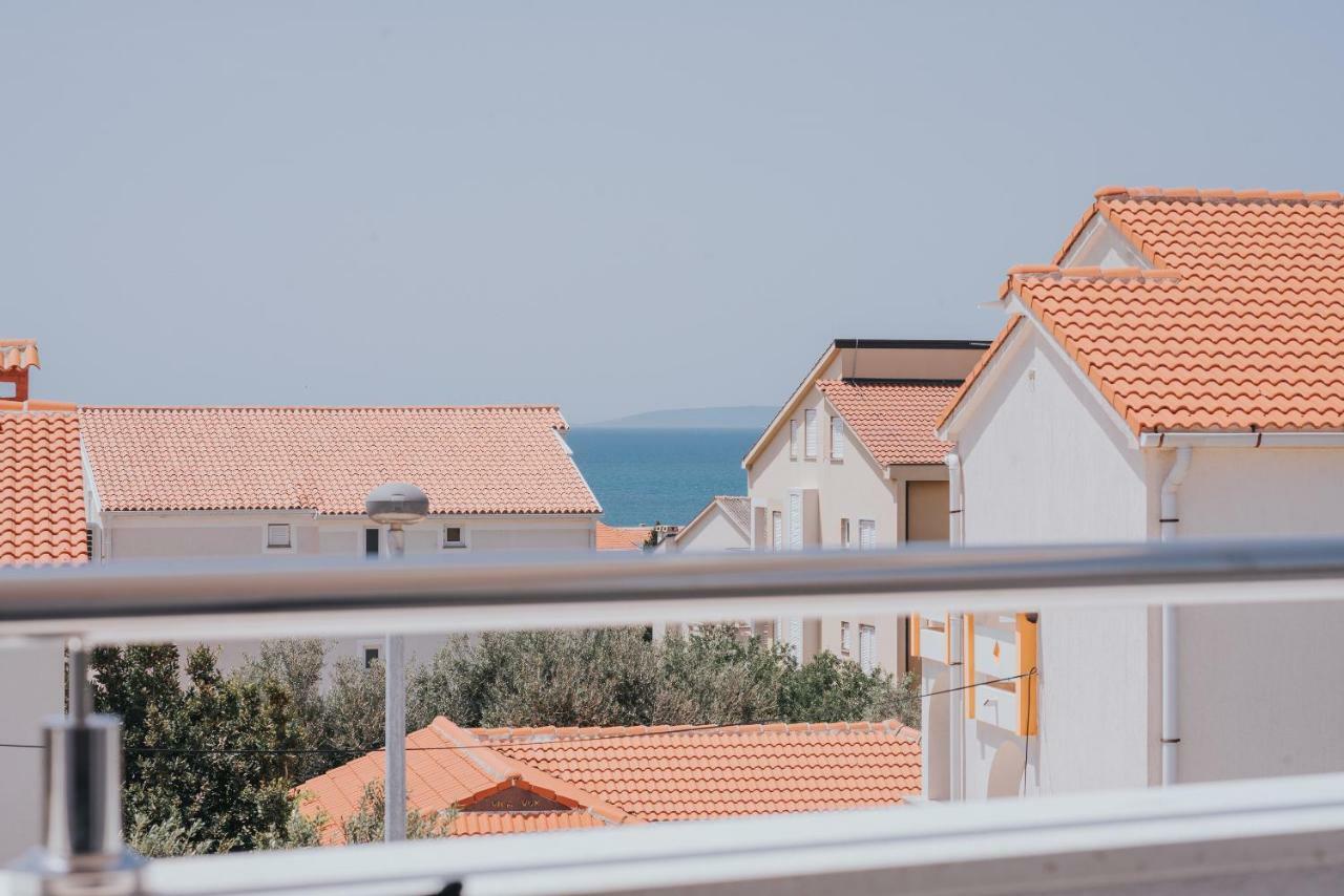 Apartments Pool Villa Aldura Novalja Exterior photo