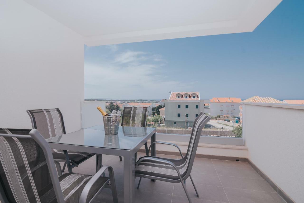 Apartments Pool Villa Aldura Novalja Room photo
